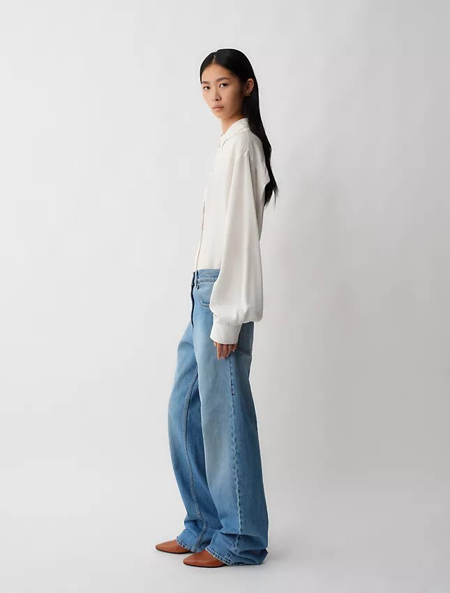 02 Low Rise Straight Jeans 02 Low Rise Straight Jeans
