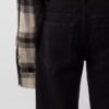 02 Relaxed Straight Jeans