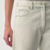 02 Straight Jeans 02 Straight Jeans