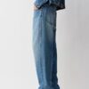 05 Low Rise Wide Leg Jeans