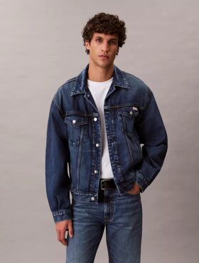 90S Denim Trucker Jacket