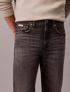 90S Straight Lyocell Blend Jeans