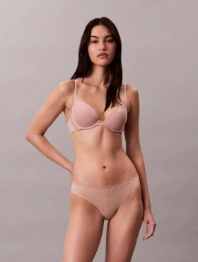 Attraction Push-Up Plunge Bra