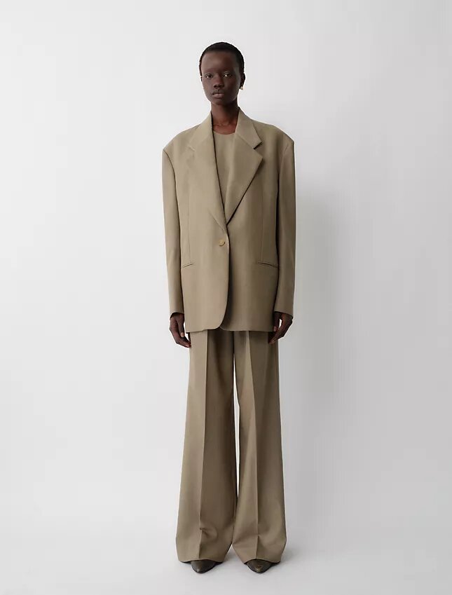 Avery Blazer Avery Blazer