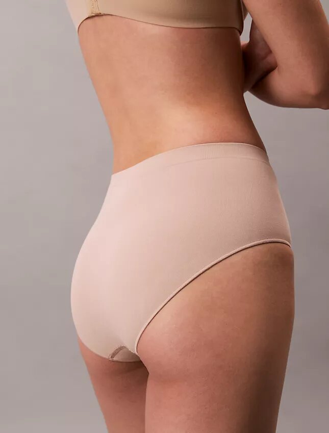 Bonded Flex Seamless High Rise Brief Bonded Flex Seamless High Rise Brief