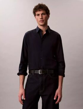 Classic Stretch Button-Down Shirt