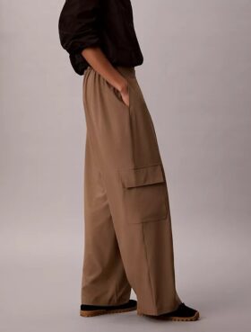 Commuter Wide Leg Cargo Pants
