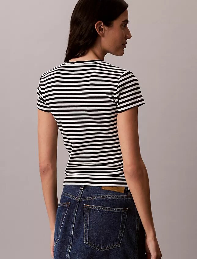 Contour Rib Logo Graphic Slim T-Shirt Contour Rib Logo Graphic Slim T-Shirt
