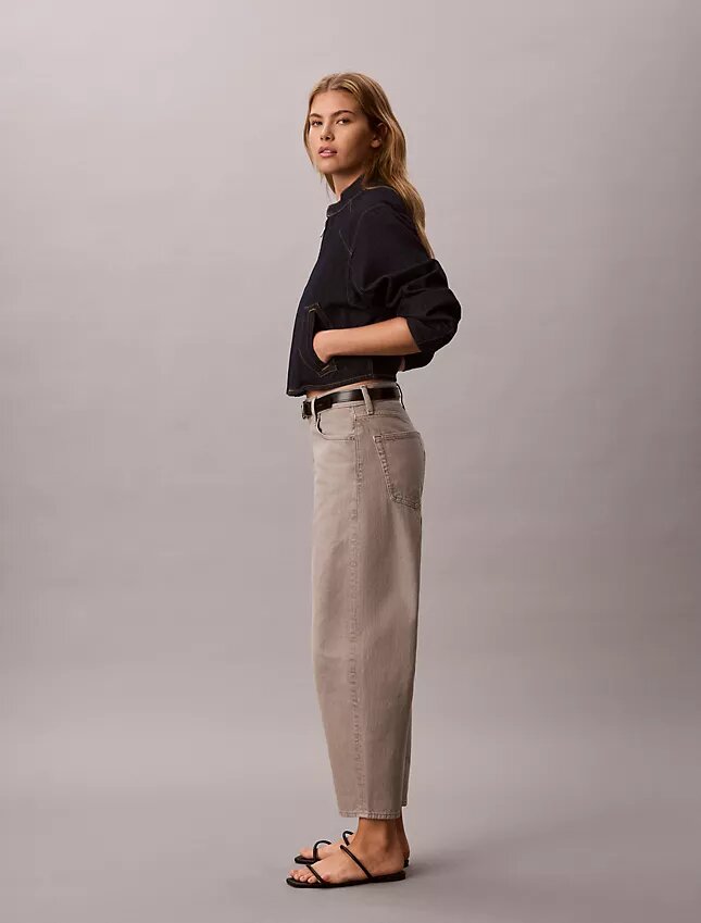 Cropped Barrel Jeans Cropped Barrel Jeans