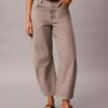 Cropped Barrel Jeans Cropped Barrel Jeans