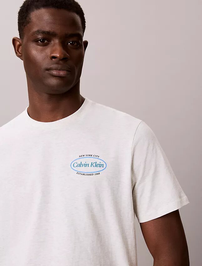 Diner Calvin Klein Graphic Logo Tee Diner Calvin Klein Graphic Logo Tee