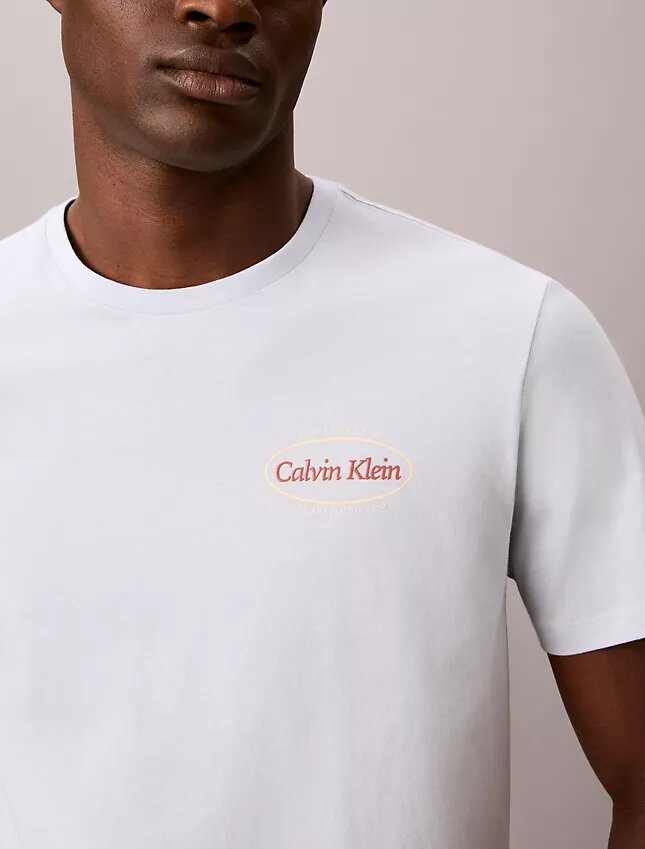Diner Calvin Klein Graphic Logo Tee Diner Calvin Klein Graphic Logo Tee