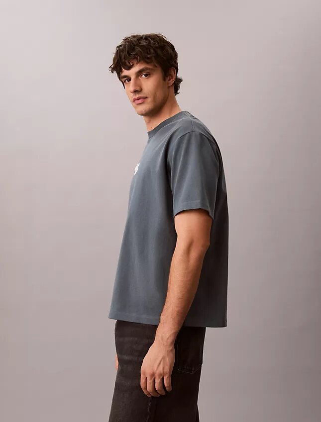 Embroidered 1989 Logo Graphic Relaxed T-Shirt Embroidered 1989 Logo Graphic Relaxed T-Shirt