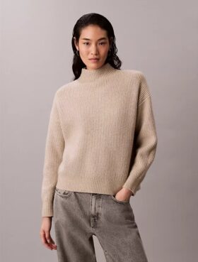 Fine Rib Relaxed Turtleneck Sweater Fine Rib Relaxed Turtleneck Sweater