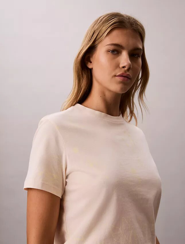 Floral Print Classic T-Shirt Floral Print Classic T-Shirt