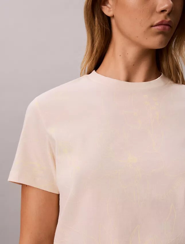 Floral Print Classic T-Shirt Floral Print Classic T-Shirt