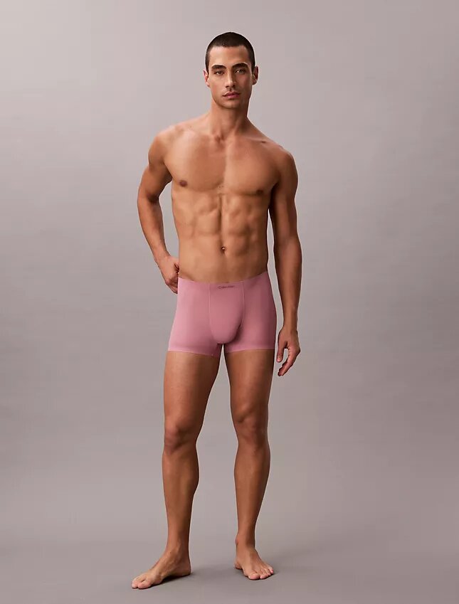 Invisibles Trunk Invisibles Trunk