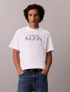 Logo Graphic Relaxed T-Shirt