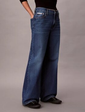 Low Rise Baggy Jeans