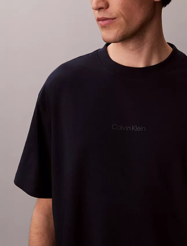 Micro Logo Graphic Relaxed T-Shirt Micro Logo Graphic Relaxed T-Shirt