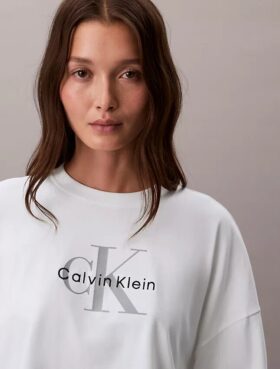 Monologo Cropped Boxy T-Shirt