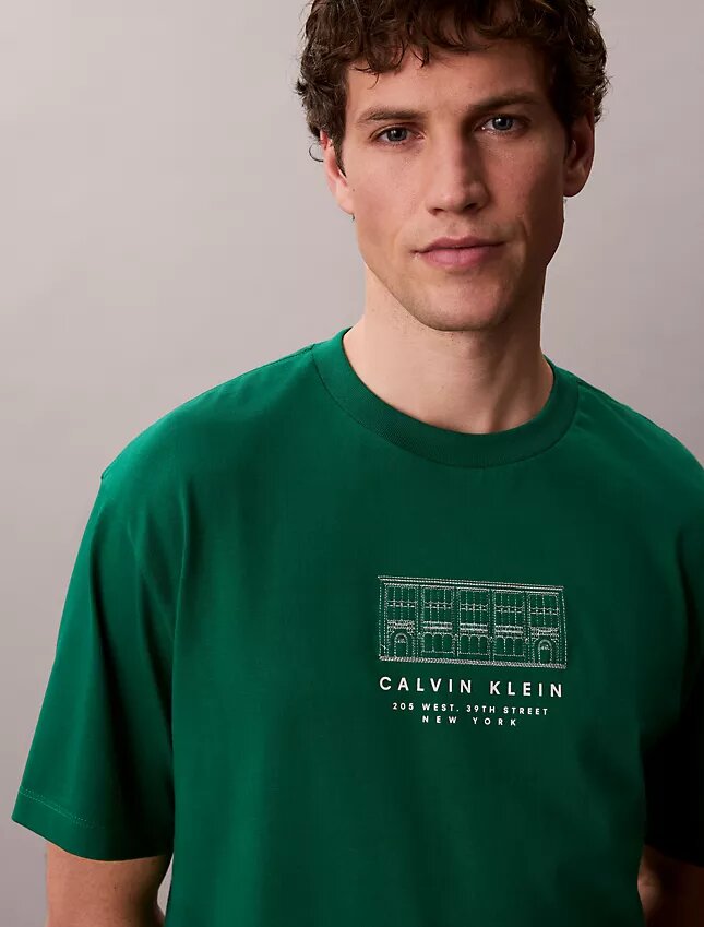 New York Office Logo Graphic Relaxed T-Shirt New York Office Logo Graphic Relaxed T-Shirt