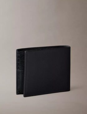 Pebble Grain Leather Trifold Wallet with Coin Pouch