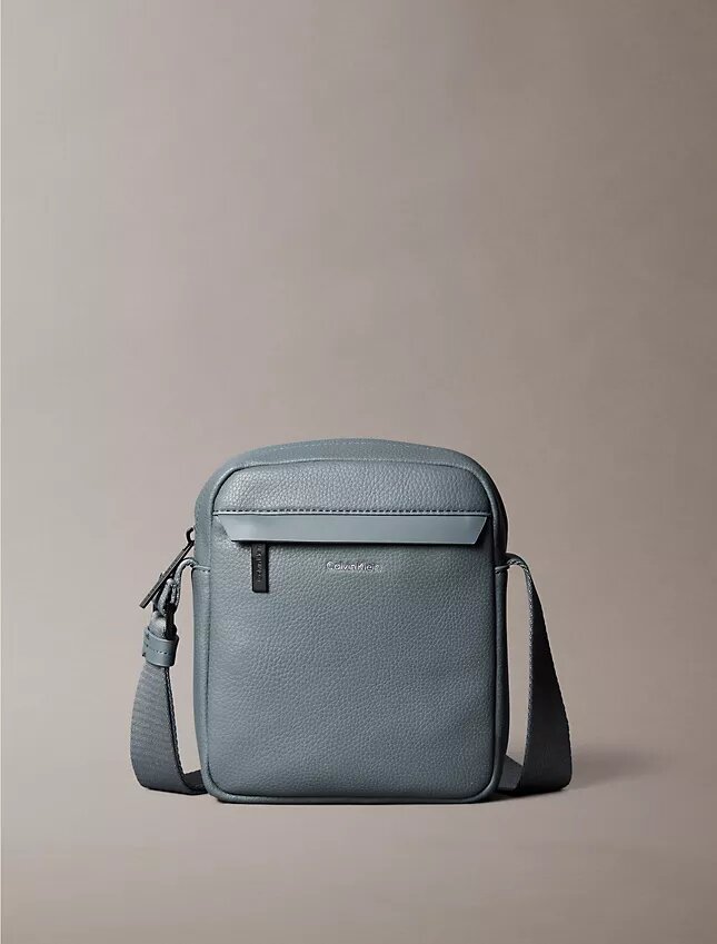 Pebbled Reporter Bag Pebbled Reporter Bag
