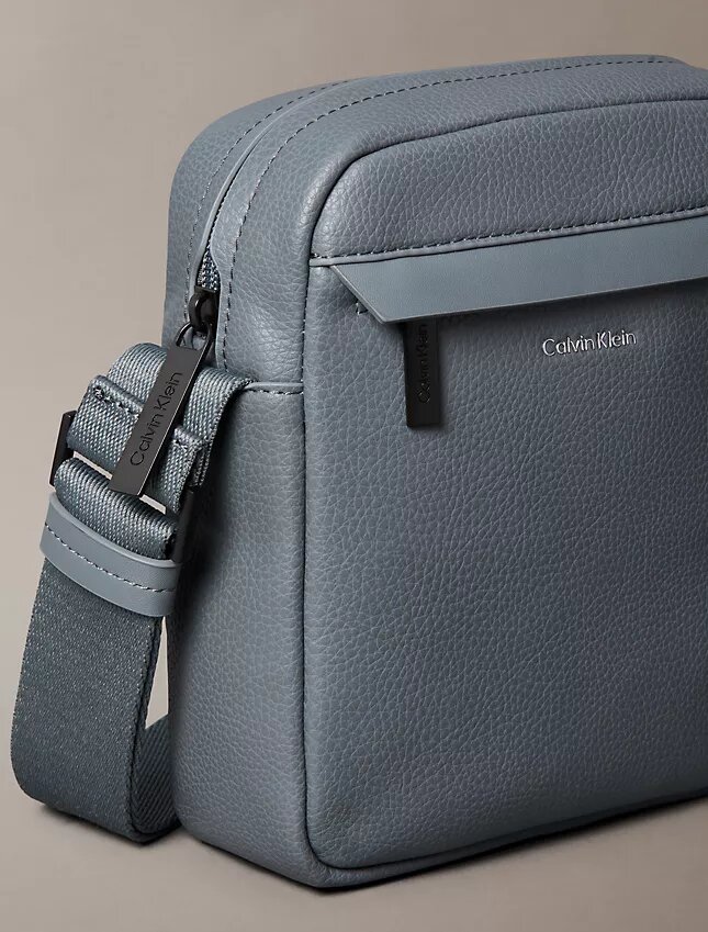 Pebbled Reporter Bag Pebbled Reporter Bag