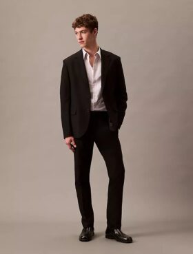 Refined Stretch Blazer