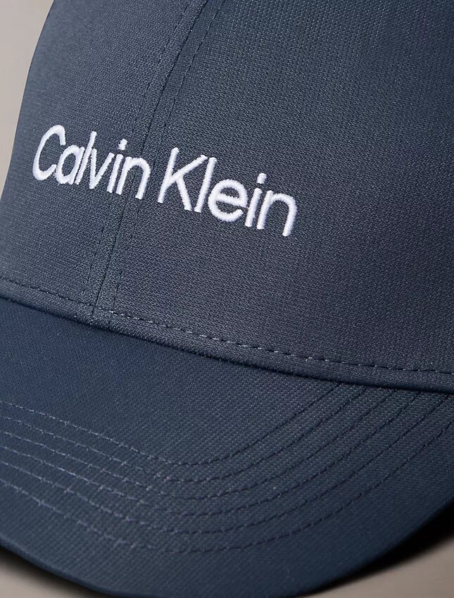 Standard Logo Embroidery Baseball Cap Standard Logo Embroidery Baseball Cap
