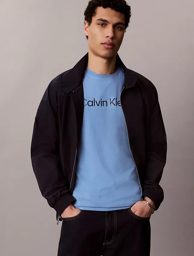 Standard Logo Graphic Classic T-Shirt Standard Logo Graphic Classic T-Shirt