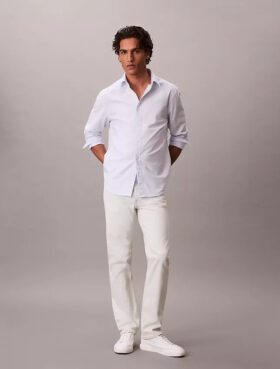 Standard Straight Jeans